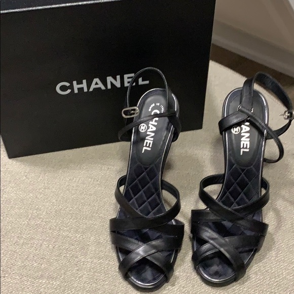 CHANEL Shoes - Chanel black heels CHANEL Shoes - Chanel black heels